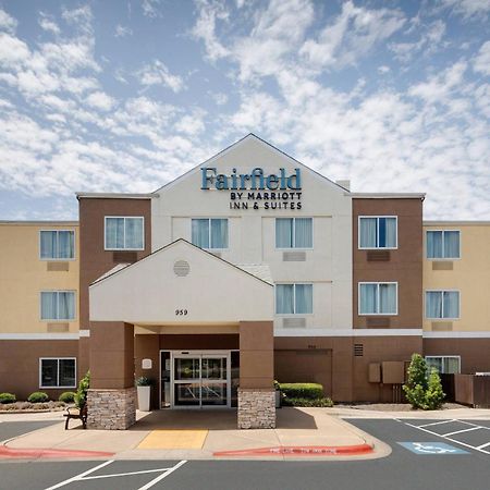 Fairfield Inn & Suites Austin University Area Εξωτερικό φωτογραφία