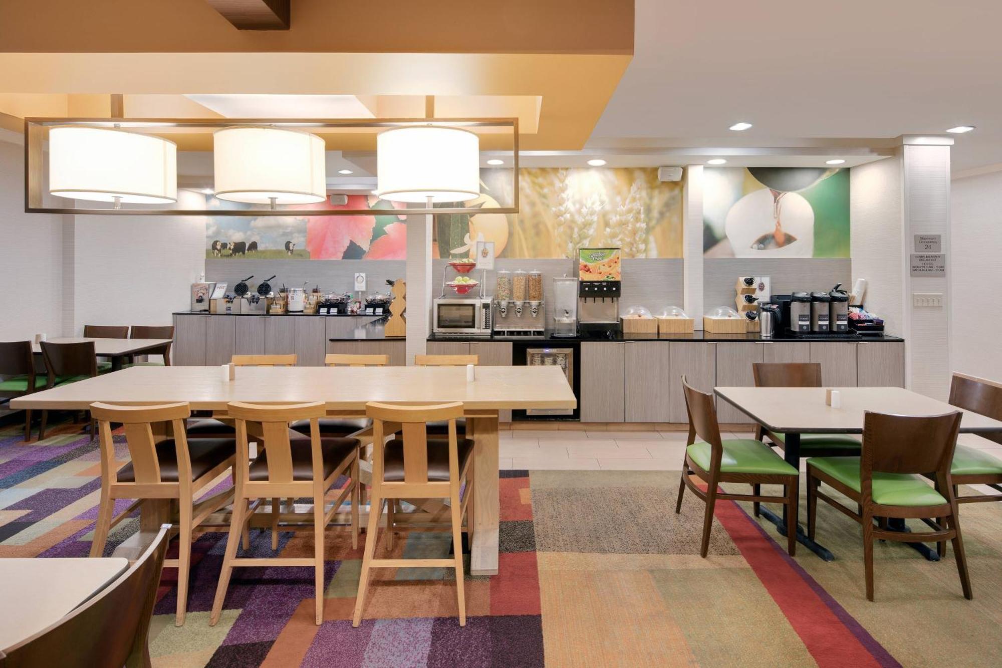 Fairfield Inn & Suites Austin University Area Εξωτερικό φωτογραφία