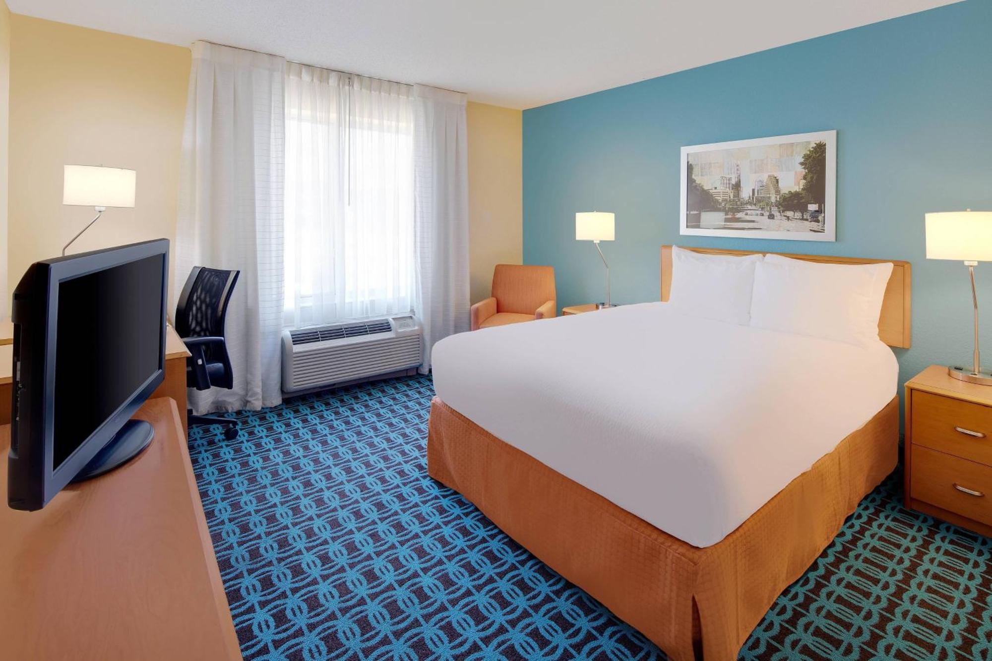Fairfield Inn & Suites Austin University Area Εξωτερικό φωτογραφία