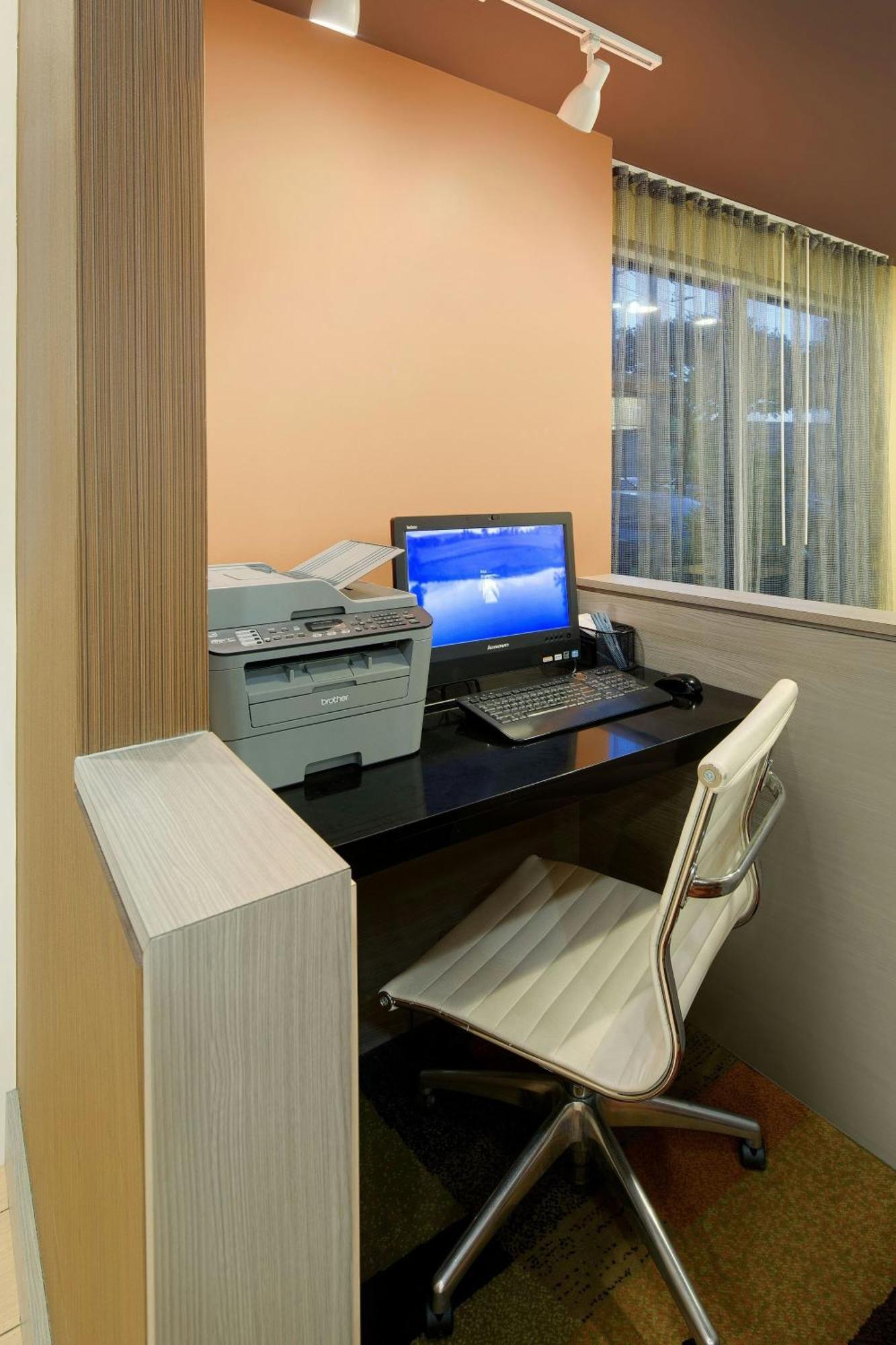 Fairfield Inn & Suites Austin University Area Εξωτερικό φωτογραφία