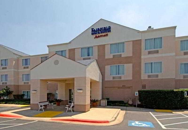 Fairfield Inn & Suites Austin University Area Εξωτερικό φωτογραφία
